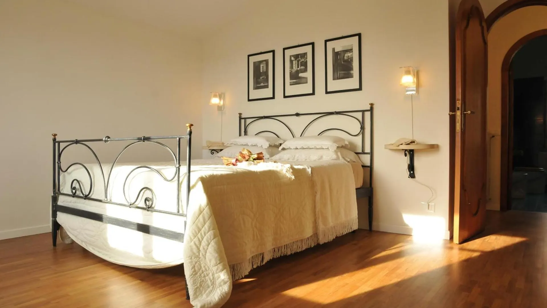 Villa Collina Del Sole 12 Pax By Villasretreats Nicola