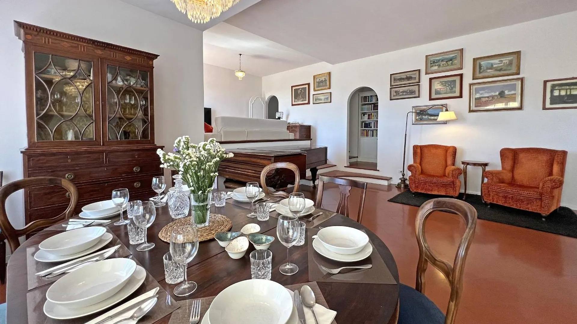 Villa Collina Del Sole 12 Pax By Villasretreats Nicola