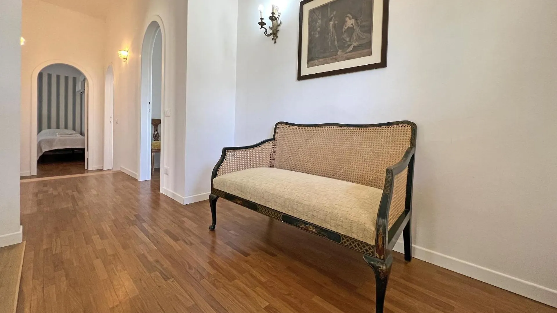 Villa Collina Del Sole 12 Pax By Villasretreats Nicola
