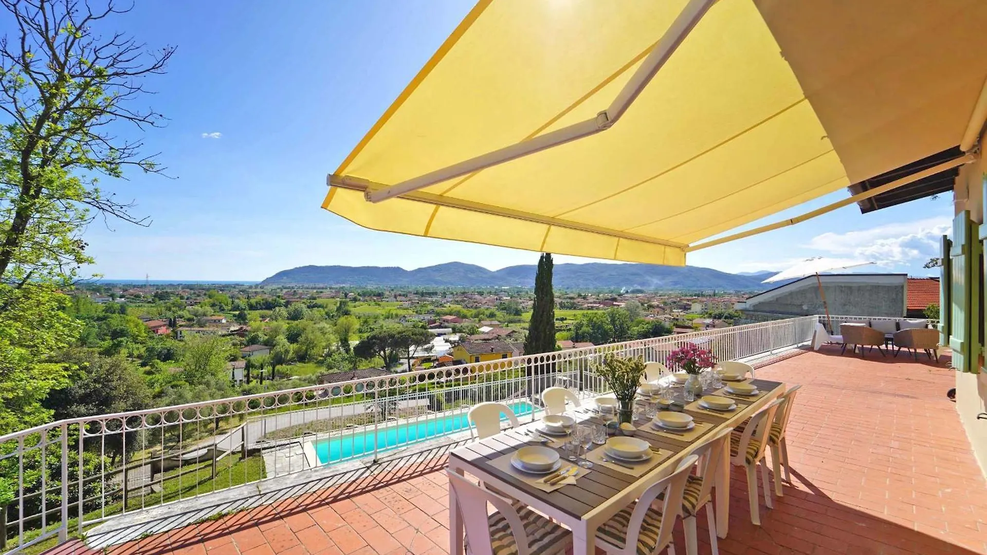 Villa Collina Del Sole 12 Pax By Villasretreats Nicola